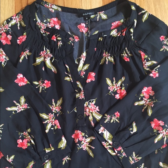 NWOT Roly Poly Blouse - Picture 8 of 8